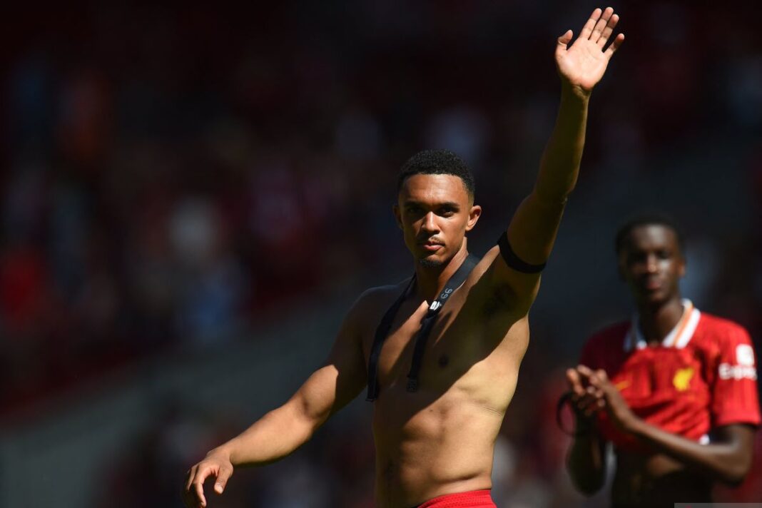 Alexander-Arnold selamatkan Liverpool dari kekalahan lawan Aston Villa