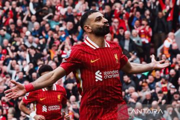 Liverpool kembali ikat kerja sama dengan Adidas